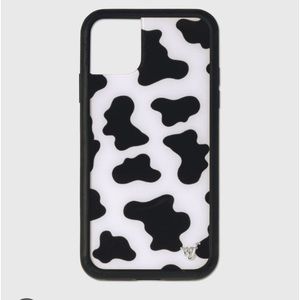 wildflower cow print case iphone 11 pro